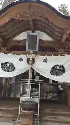求聞寺の本殿・本堂