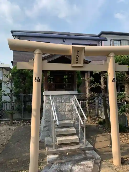 神明社(神明大明神)の鳥居