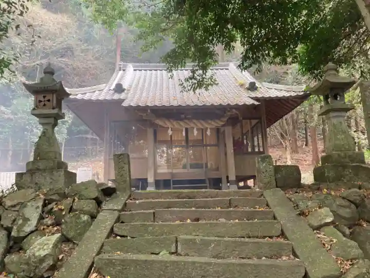 熊野神社の本殿・本堂
