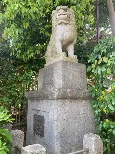 比々多神社の狛犬