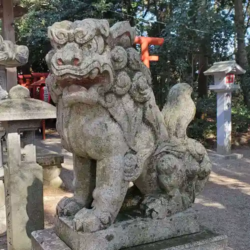 鵜川原神社の狛犬