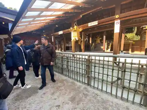 賀茂別雷神社（上賀茂神社）の{uncategorized: "未分類", other: "その他", undefined: "問題あり", building: "その他建物", grave: "お墓", sacred_gate: "鳥居", guardian: "狛犬", statue: "像", buddha: "仏像", history: "歴史", nature: "自然", garden: "庭園", animal: "動物", pagoda: "塔", temizu: "手水舎", mountain_gate: "山門・神門", sanctuary: "本殿・本堂", subordinate: "末社・摂社", art: "芸術", scenery: "景色", jizo: "地蔵", ema: "絵馬", goshuin: "御朱印", omikuji: "おみくじ", items: "授与品その他", amulet: "お守り", goshuincho: "御朱印帳", eats: "食事", festival: "お祭り", votive_dance: "神楽", shichigosan: "七五三参", wedding: "結婚式", experience: "体験その他", initially: "初詣", around: "周辺", anti_infection: "感染症対策"}