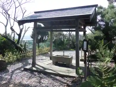 都筑神社の手水舎