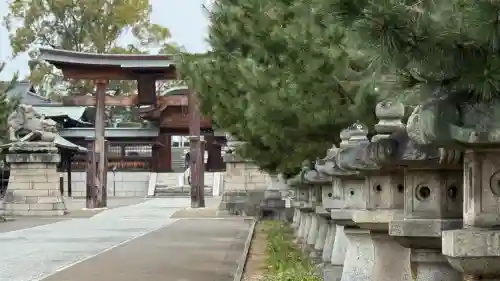 饒津神社の{uncategorized: "未分類", other: "その他", undefined: "問題あり", building: "その他建物", grave: "お墓", sacred_gate: "鳥居", guardian: "狛犬", statue: "像", buddha: "仏像", history: "歴史", nature: "自然", garden: "庭園", animal: "動物", pagoda: "塔", temizu: "手水舎", mountain_gate: "山門・神門", sanctuary: "本殿・本堂", subordinate: "末社・摂社", art: "芸術", scenery: "景色", jizo: "地蔵", ema: "絵馬", goshuin: "御朱印", omikuji: "おみくじ", items: "授与品その他", amulet: "お守り", goshuincho: "御朱印帳", eats: "食事", festival: "お祭り", votive_dance: "神楽", shichigosan: "七五三参", wedding: "結婚式", experience: "体験その他", initially: "初詣", around: "周辺", anti_infection: "感染症対策"}