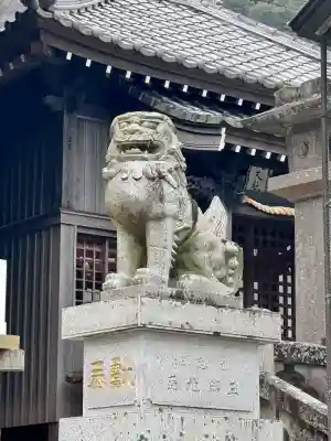 陶山神社の{uncategorized: "未分類", other: "その他", undefined: "問題あり", building: "その他建物", grave: "お墓", sacred_gate: "鳥居", guardian: "狛犬", statue: "像", buddha: "仏像", history: "歴史", nature: "自然", garden: "庭園", animal: "動物", pagoda: "塔", temizu: "手水舎", mountain_gate: "山門・神門", sanctuary: "本殿・本堂", subordinate: "末社・摂社", art: "芸術", scenery: "景色", jizo: "地蔵", ema: "絵馬", goshuin: "御朱印", omikuji: "おみくじ", items: "授与品その他", amulet: "お守り", goshuincho: "御朱印帳", eats: "食事", festival: "お祭り", votive_dance: "神楽", shichigosan: "七五三参", wedding: "結婚式", experience: "体験その他", initially: "初詣", around: "周辺", anti_infection: "感染症対策"}