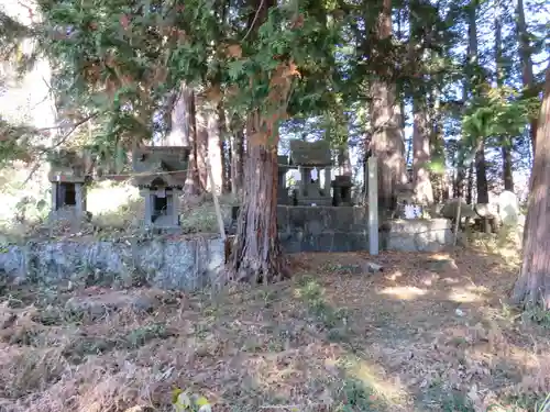 若宮八幡神社の末社