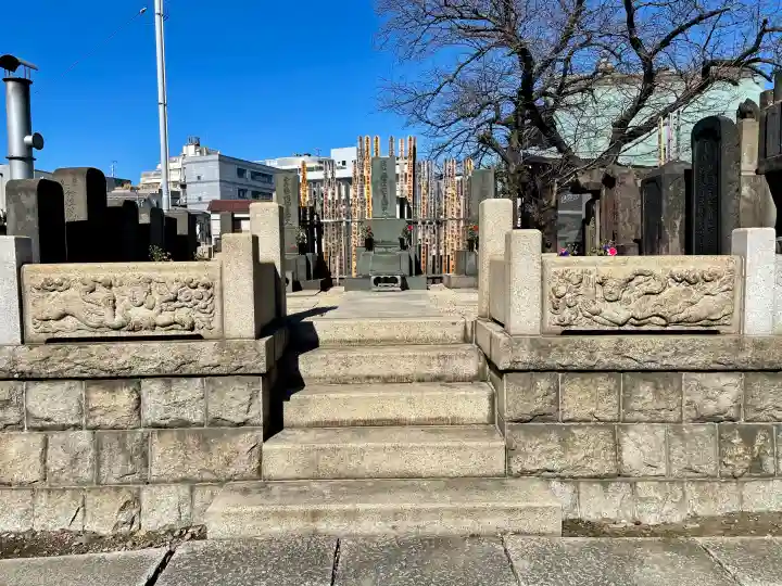 妙典寺の{uncategorized: "未分類", other: "その他", undefined: "問題あり", building: "その他建物", grave: "お墓", sacred_gate: "鳥居", guardian: "狛犬", statue: "像", buddha: "仏像", history: "歴史", nature: "自然", garden: "庭園", animal: "動物", pagoda: "塔", temizu: "手水舎", mountain_gate: "山門・神門", sanctuary: "本殿・本堂", subordinate: "末社・摂社", art: "芸術", scenery: "景色", jizo: "地蔵", ema: "絵馬", goshuin: "御朱印", omikuji: "おみくじ", items: "授与品その他", amulet: "お守り", goshuincho: "御朱印帳", eats: "食事", festival: "お祭り", votive_dance: "神楽", shichigosan: "七五三参", wedding: "結婚式", experience: "体験その他", initially: "初詣", around: "周辺", anti_infection: "感染症対策"}