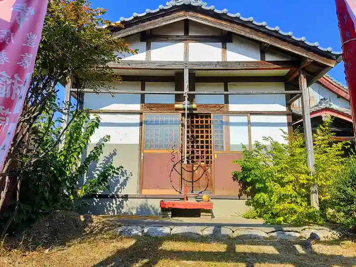 花常稲荷社の本殿・本堂