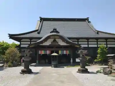 法長寺の本殿・本堂
