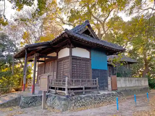 稲荷神社の本殿