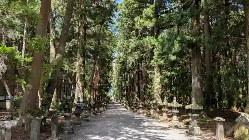 北口本宮冨士浅間神社の{uncategorized: "未分類", other: "その他", undefined: "問題あり", building: "その他建物", grave: "お墓", sacred_gate: "鳥居", guardian: "狛犬", statue: "像", buddha: "仏像", history: "歴史", nature: "自然", garden: "庭園", animal: "動物", pagoda: "塔", temizu: "手水舎", mountain_gate: "山門・神門", sanctuary: "本殿・本堂", subordinate: "末社・摂社", art: "芸術", scenery: "景色", jizo: "地蔵", ema: "絵馬", goshuin: "御朱印", omikuji: "おみくじ", items: "授与品その他", amulet: "お守り", goshuincho: "御朱印帳", eats: "食事", festival: "お祭り", votive_dance: "神楽", shichigosan: "七五三参", wedding: "結婚式", experience: "体験その他", initially: "初詣", around: "周辺", anti_infection: "感染症対策"}