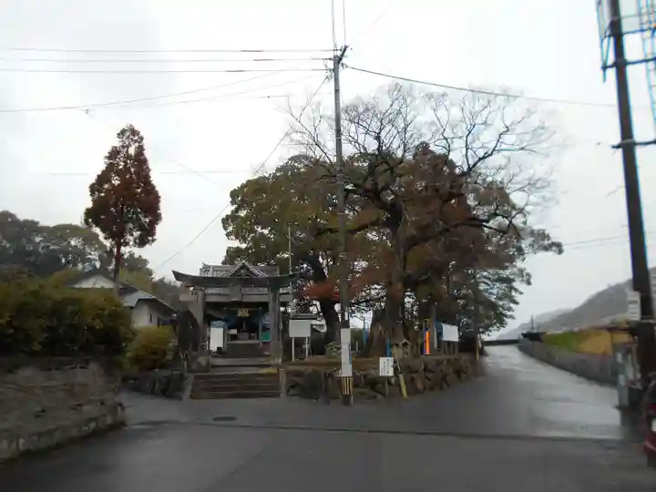 高橋西神社の周辺