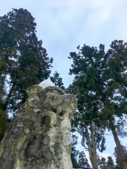 岩木山神社の{uncategorized: "未分類", other: "その他", undefined: "問題あり", building: "その他建物", grave: "お墓", sacred_gate: "鳥居", guardian: "狛犬", statue: "像", buddha: "仏像", history: "歴史", nature: "自然", garden: "庭園", animal: "動物", pagoda: "塔", temizu: "手水舎", mountain_gate: "山門・神門", sanctuary: "本殿・本堂", subordinate: "末社・摂社", art: "芸術", scenery: "景色", jizo: "地蔵", ema: "絵馬", goshuin: "御朱印", omikuji: "おみくじ", items: "授与品その他", amulet: "お守り", goshuincho: "御朱印帳", eats: "食事", festival: "お祭り", votive_dance: "神楽", shichigosan: "七五三参", wedding: "結婚式", experience: "体験その他", initially: "初詣", around: "周辺", anti_infection: "感染症対策"}