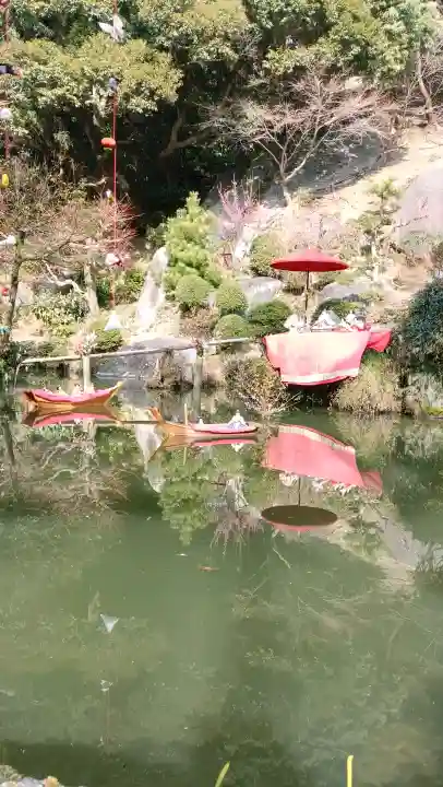 椎尾山薬王院の{uncategorized: "未分類", other: "その他", undefined: "問題あり", building: "その他建物", grave: "お墓", sacred_gate: "鳥居", guardian: "狛犬", statue: "像", buddha: "仏像", history: "歴史", nature: "自然", garden: "庭園", animal: "動物", pagoda: "塔", temizu: "手水舎", mountain_gate: "山門・神門", sanctuary: "本殿・本堂", subordinate: "末社・摂社", art: "芸術", scenery: "景色", jizo: "地蔵", ema: "絵馬", goshuin: "御朱印", omikuji: "おみくじ", items: "授与品その他", amulet: "お守り", goshuincho: "御朱印帳", eats: "食事", festival: "お祭り", votive_dance: "神楽", shichigosan: "七五三参", wedding: "結婚式", experience: "体験その他", initially: "初詣", around: "周辺", anti_infection: "感染症対策"}