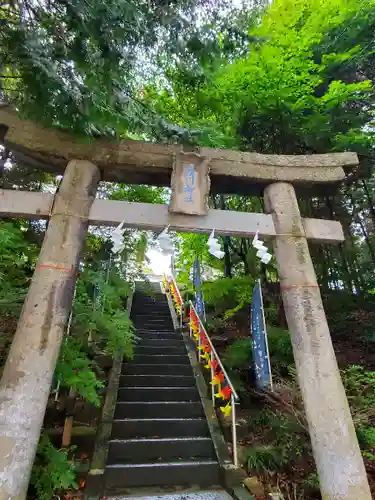 滑川神社 - 仕事と子どもの守り神の鳥居