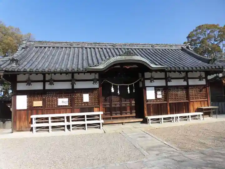百済王神社の本殿・本堂