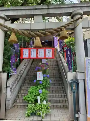 十番稲荷神社の鳥居