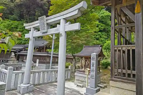 意冨布良神社の末社