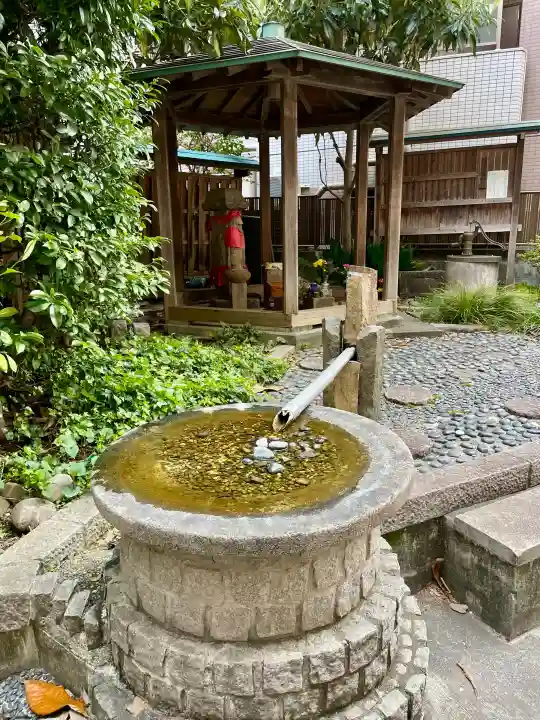 宝永四年六地蔵の{uncategorized: "未分類", other: "その他", undefined: "問題あり", building: "その他建物", grave: "お墓", sacred_gate: "鳥居", guardian: "狛犬", statue: "像", buddha: "仏像", history: "歴史", nature: "自然", garden: "庭園", animal: "動物", pagoda: "塔", temizu: "手水舎", mountain_gate: "山門・神門", sanctuary: "本殿・本堂", subordinate: "末社・摂社", art: "芸術", scenery: "景色", jizo: "地蔵", ema: "絵馬", goshuin: "御朱印", omikuji: "おみくじ", items: "授与品その他", amulet: "お守り", goshuincho: "御朱印帳", eats: "食事", festival: "お祭り", votive_dance: "神楽", shichigosan: "七五三参", wedding: "結婚式", experience: "体験その他", initially: "初詣", around: "周辺", anti_infection: "感染症対策"}