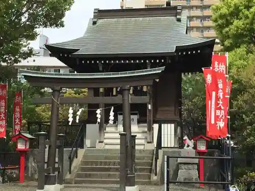 鶴ヶ峰稲荷神社の本殿