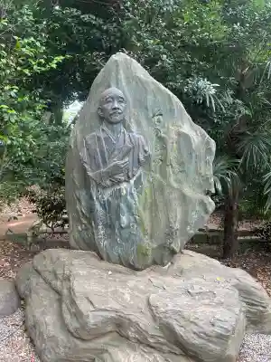 代々木八幡宮の{uncategorized: "未分類", other: "その他", undefined: "問題あり", building: "その他建物", grave: "お墓", sacred_gate: "鳥居", guardian: "狛犬", statue: "像", buddha: "仏像", history: "歴史", nature: "自然", garden: "庭園", animal: "動物", pagoda: "塔", temizu: "手水舎", mountain_gate: "山門・神門", sanctuary: "本殿・本堂", subordinate: "末社・摂社", art: "芸術", scenery: "景色", jizo: "地蔵", ema: "絵馬", goshuin: "御朱印", omikuji: "おみくじ", items: "授与品その他", amulet: "お守り", goshuincho: "御朱印帳", eats: "食事", festival: "お祭り", votive_dance: "神楽", shichigosan: "七五三参", wedding: "結婚式", experience: "体験その他", initially: "初詣", around: "周辺", anti_infection: "感染症対策"}
