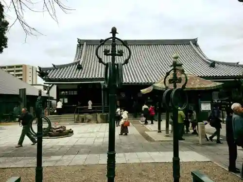 法楽寺の建物その他