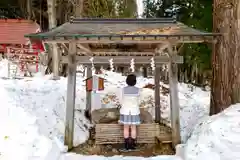 御座石神社の手水