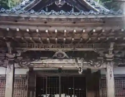 鳳来寺の山門・神門