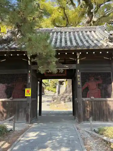 栖光院の{uncategorized: "未分類", other: "その他", undefined: "問題あり", building: "その他建物", grave: "お墓", sacred_gate: "鳥居", guardian: "狛犬", statue: "像", buddha: "仏像", history: "歴史", nature: "自然", garden: "庭園", animal: "動物", pagoda: "塔", temizu: "手水舎", mountain_gate: "山門・神門", sanctuary: "本殿・本堂", subordinate: "末社・摂社", art: "芸術", scenery: "景色", jizo: "地蔵", ema: "絵馬", goshuin: "御朱印", omikuji: "おみくじ", items: "授与品その他", amulet: "お守り", goshuincho: "御朱印帳", eats: "食事", festival: "お祭り", votive_dance: "神楽", shichigosan: "七五三参", wedding: "結婚式", experience: "体験その他", initially: "初詣", around: "周辺", anti_infection: "感染症対策"}