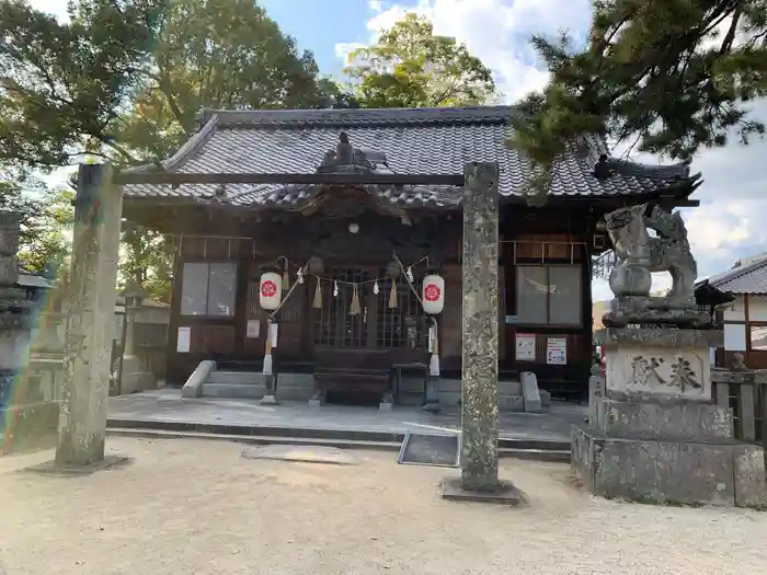 素盞嗚神社の本殿