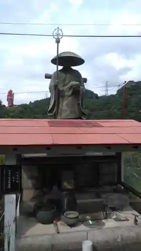 一心寺の像