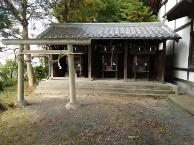 挙張神社の末社・摂社