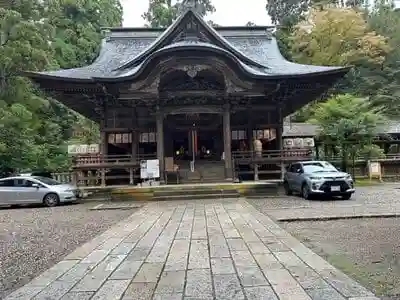 青海神社の本殿
