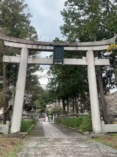 三尾神社(滋賀県)