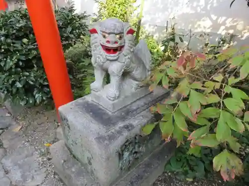 御霊神社の狛犬