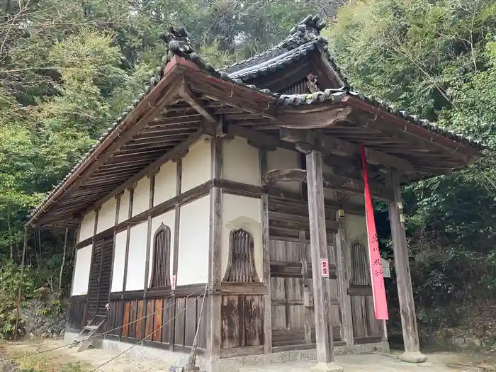 桑実寺の建物その他