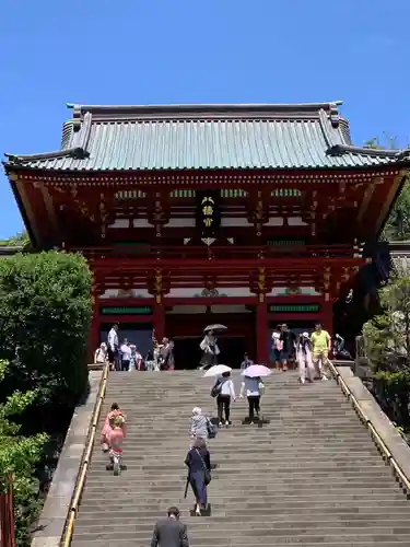 鶴岡八幡宮の山門・神門