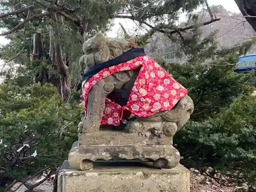 高司神社〜むすびの神の鎮まる社〜の狛犬