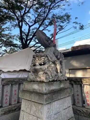 大鳥神社の狛犬