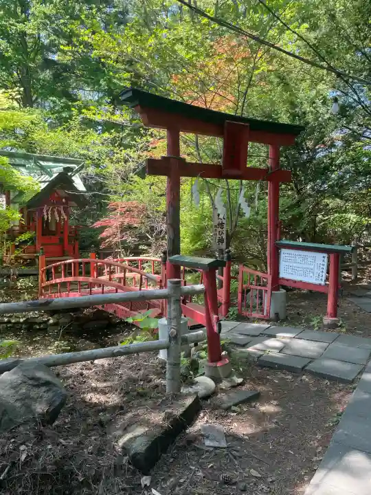白石神社の{uncategorized: "未分類", other: "その他", undefined: "問題あり", building: "その他建物", grave: "お墓", sacred_gate: "鳥居", guardian: "狛犬", statue: "像", buddha: "仏像", history: "歴史", nature: "自然", garden: "庭園", animal: "動物", pagoda: "塔", temizu: "手水舎", mountain_gate: "山門・神門", sanctuary: "本殿・本堂", subordinate: "末社・摂社", art: "芸術", scenery: "景色", jizo: "地蔵", ema: "絵馬", goshuin: "御朱印", omikuji: "おみくじ", items: "授与品その他", amulet: "お守り", goshuincho: "御朱印帳", eats: "食事", festival: "お祭り", votive_dance: "神楽", shichigosan: "七五三参", wedding: "結婚式", experience: "体験その他", initially: "初詣", around: "周辺", anti_infection: "感染症対策"}