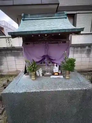 駒留八幡神社の{uncategorized: "未分類", other: "その他", undefined: "問題あり", building: "その他建物", grave: "お墓", sacred_gate: "鳥居", guardian: "狛犬", statue: "像", buddha: "仏像", history: "歴史", nature: "自然", garden: "庭園", animal: "動物", pagoda: "塔", temizu: "手水舎", mountain_gate: "山門・神門", sanctuary: "本殿・本堂", subordinate: "末社・摂社", art: "芸術", scenery: "景色", jizo: "地蔵", ema: "絵馬", goshuin: "御朱印", omikuji: "おみくじ", items: "授与品その他", amulet: "お守り", goshuincho: "御朱印帳", eats: "食事", festival: "お祭り", votive_dance: "神楽", shichigosan: "七五三参", wedding: "結婚式", experience: "体験その他", initially: "初詣", around: "周辺", anti_infection: "感染症対策"}