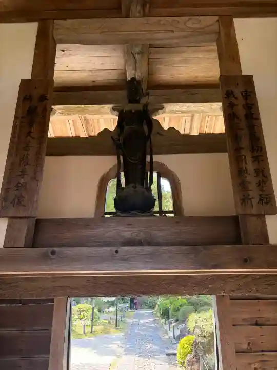 龍潭寺の{uncategorized: "未分類", other: "その他", undefined: "問題あり", building: "その他建物", grave: "お墓", sacred_gate: "鳥居", guardian: "狛犬", statue: "像", buddha: "仏像", history: "歴史", nature: "自然", garden: "庭園", animal: "動物", pagoda: "塔", temizu: "手水舎", mountain_gate: "山門・神門", sanctuary: "本殿・本堂", subordinate: "末社・摂社", art: "芸術", scenery: "景色", jizo: "地蔵", ema: "絵馬", goshuin: "御朱印", omikuji: "おみくじ", items: "授与品その他", amulet: "お守り", goshuincho: "御朱印帳", eats: "食事", festival: "お祭り", votive_dance: "神楽", shichigosan: "七五三参", wedding: "結婚式", experience: "体験その他", initially: "初詣", around: "周辺", anti_infection: "感染症対策"}