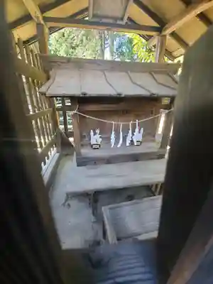 白蛇辨財天の本殿・本堂