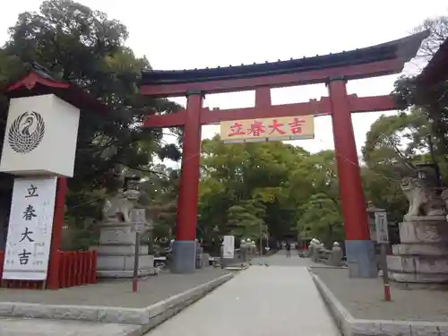 平塚八幡宮の鳥居