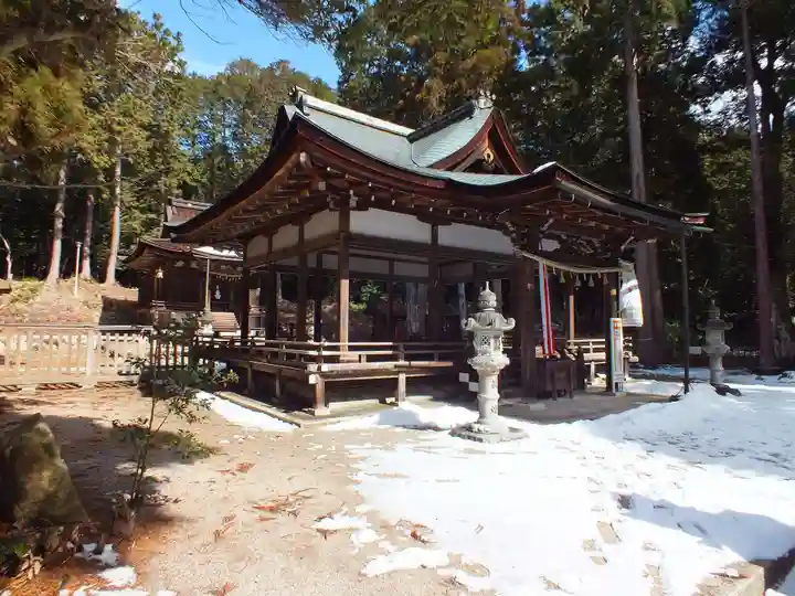大笹原神社の本殿・本堂