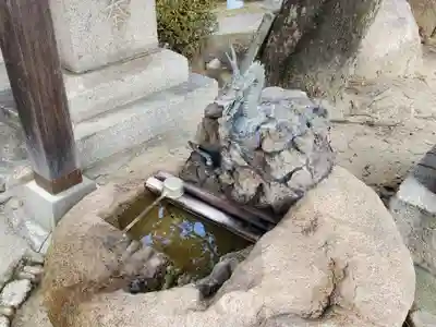 阿保天神社の手水舎
