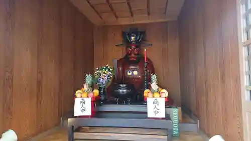 勝専寺の像