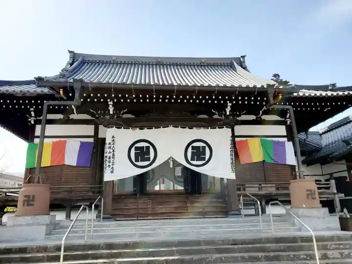 善導寺の本殿・本堂