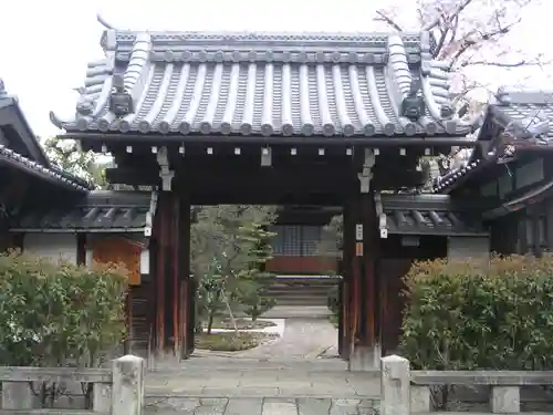 佛陀寺の山門・神門