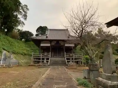間暗寺の本殿・本堂